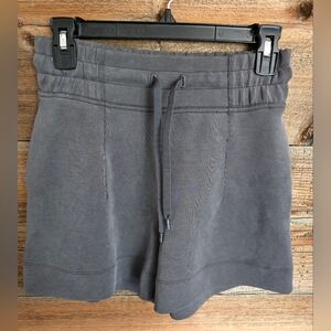 Lululemon Soft Ambitions Shorts Size 4 4" Inseam Graphite Gray